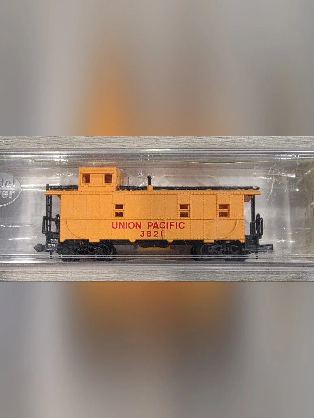 Model Piwer N Scale Union Pacific Steel Caboose